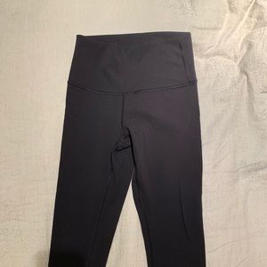 lululemon athletica Pants - Lululemon classic crop athletic leggings lululemon athletica Pants - Lululemon classic crop athletic leggings